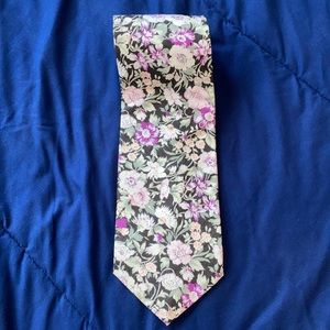 Clubfellow cotton floral tie